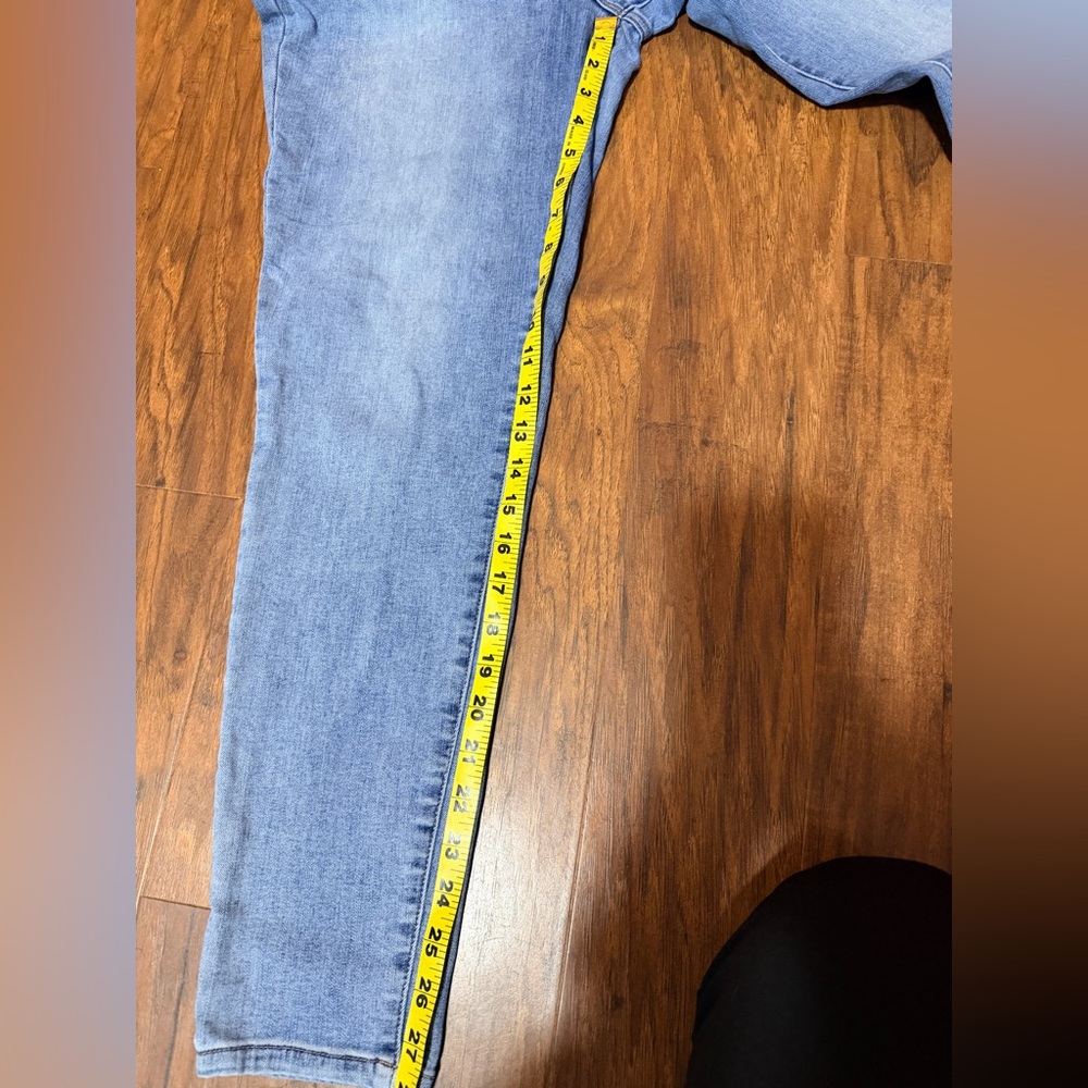 Nicole Miller Light Blue Skinny Jeans - Picture 4 of 5